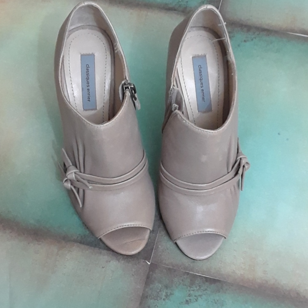 Classiques Entier Taupe Suede Peep Toe Booties